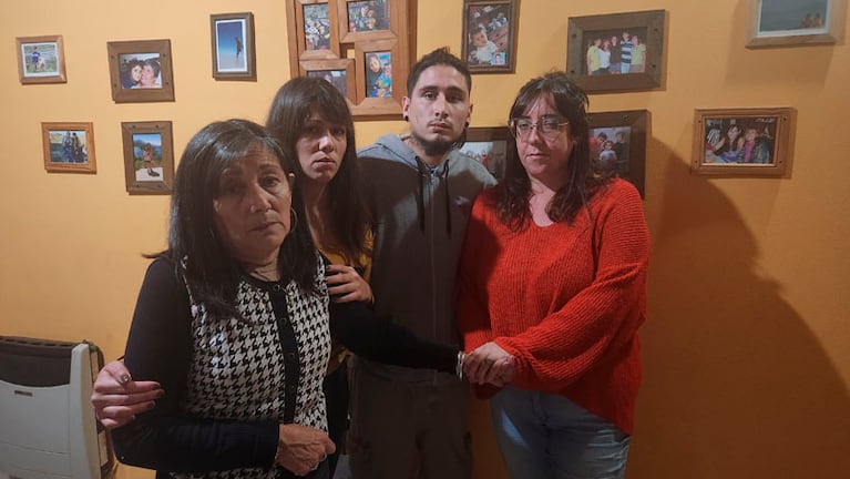 La familia de Claudio Salinas busca testigos del siniestro. Foto: Francisco Arias / El Doce.