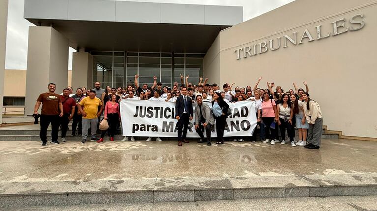 La familia de los imputados celebró el fallo de la Cámara en Cruz del Eje.