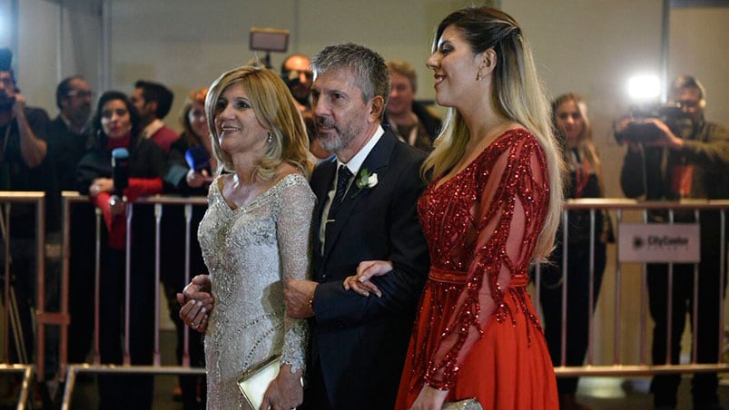 La familia de Messi también pasó por la alfombra roja.