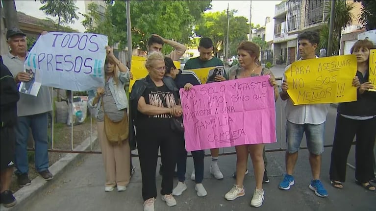 La familia de Santiago reclamó justicia por el crimen. (Foto: captura TN)