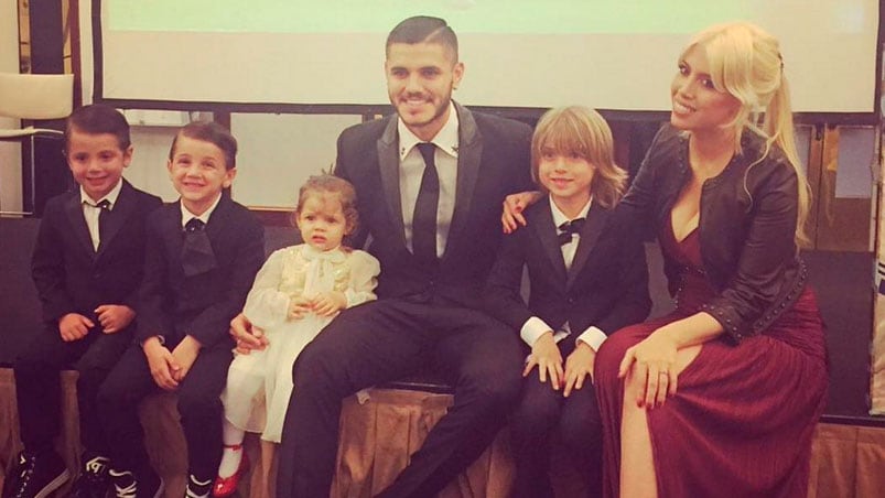 La familia Icardi se fue de vacaciones a un destino desconocido.