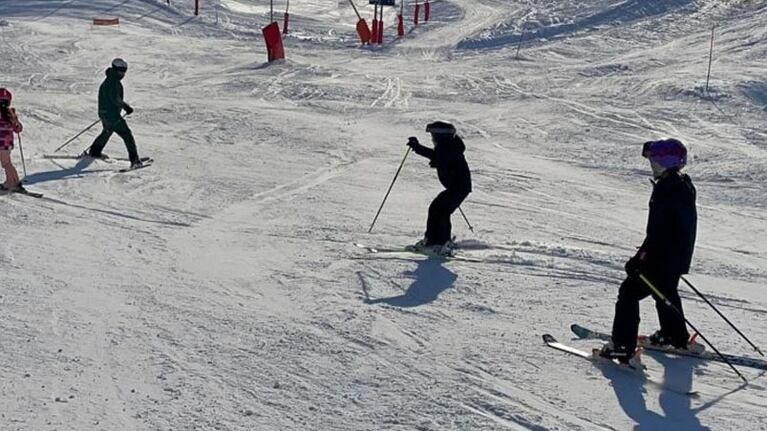 La familia Messi disfruta de días de descanso en Crans-Montana.