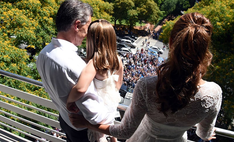 La familia presidencial, con todos los preparativos antes de la asunción. Foto: Presidencia