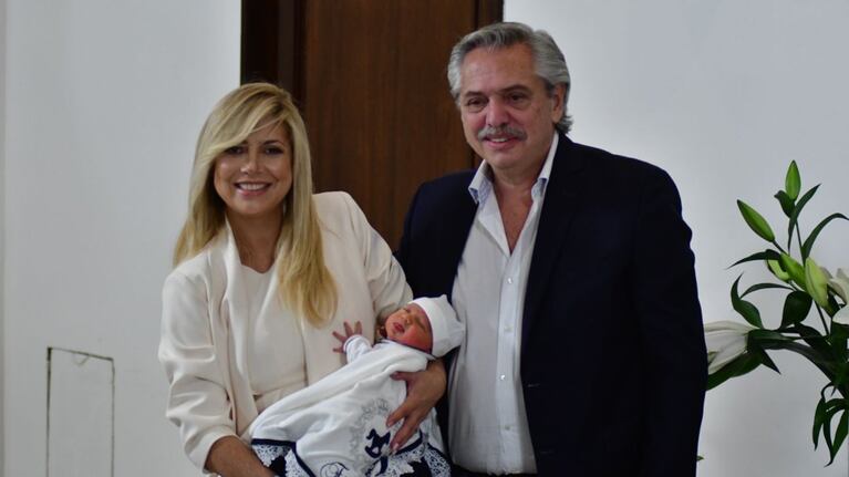 La familia presidencial dejó el sanatorio privado.