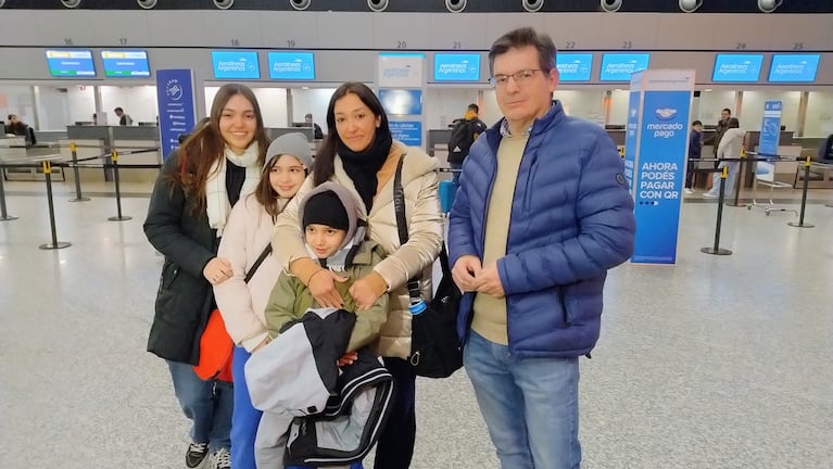 La familia seguirá su viaje hacia el sur argentino.