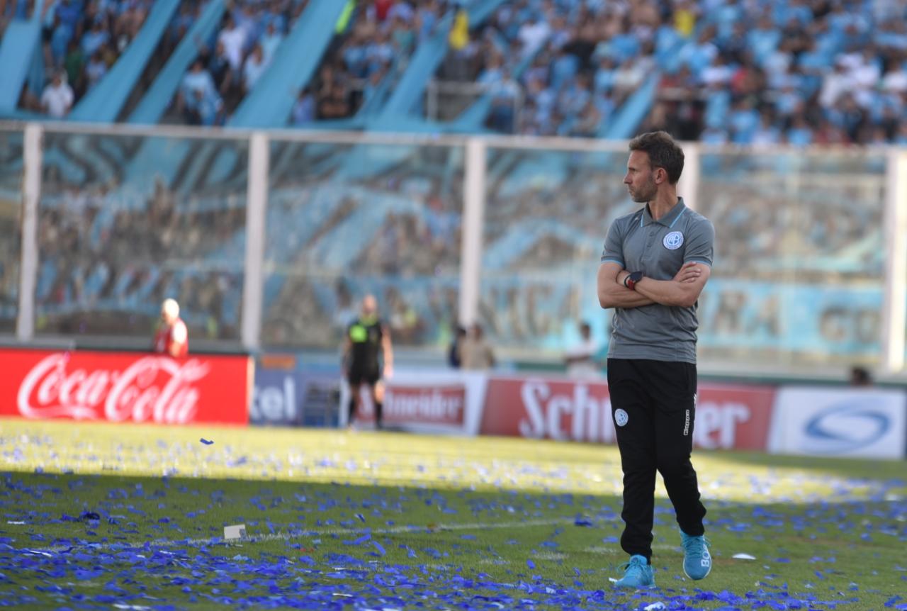 La fiesta del clásico, otra vez en el Kempes. Foto: Lucio Casalla / ElDoce.tv.