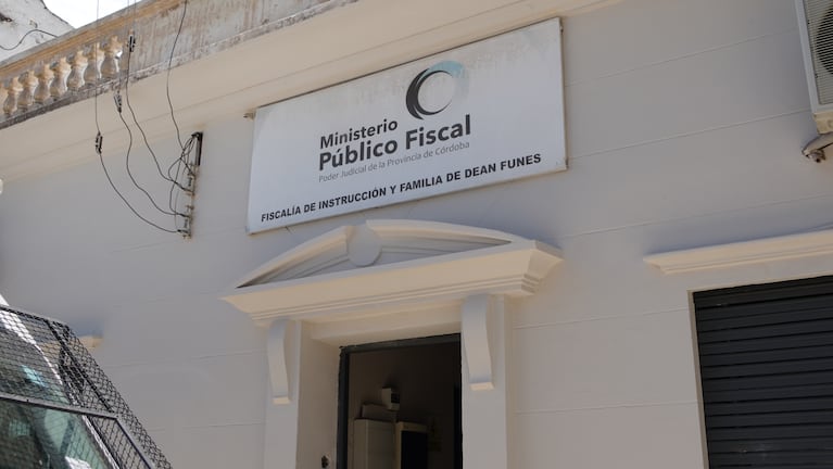 La fiscal Analía Cepede investiga tres casos de Grooming en Deán Funes.