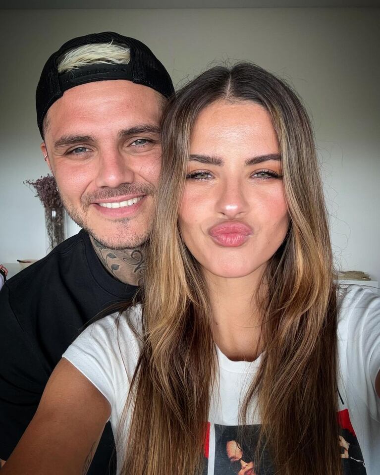 La foto de Icardi y la China tras la multa económica de Wanda. (Foto: Instagram/@mauroicarid y @sangrejaponesa) 