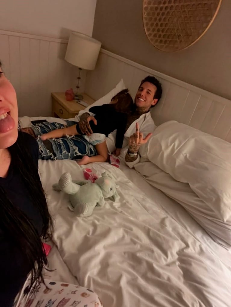 La foto de Ivana junto a Alex Caniggia y Venezia.