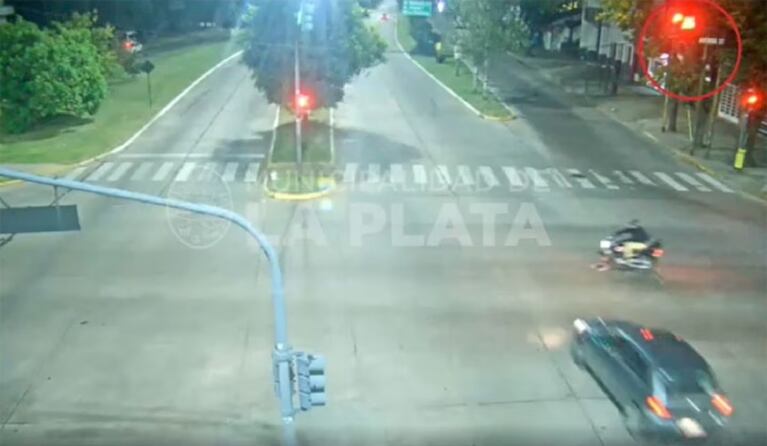 La foto de la detención de “La Toretto”, la influencer que chocó y mató a un motociclista