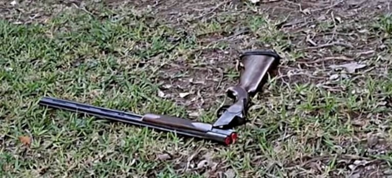 La foto de la escopeta y los cartuchos que usó el tirador de la escuela en Santa Fe