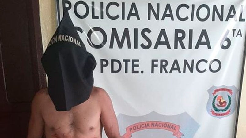 La foto del detenido por meterse sin permiso a casa ajena.