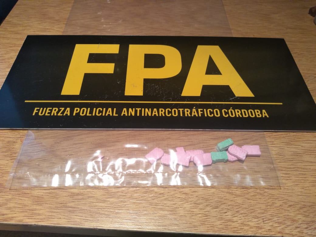 La FPA incautó éxtasis y marihuana en una fiesta electrónica