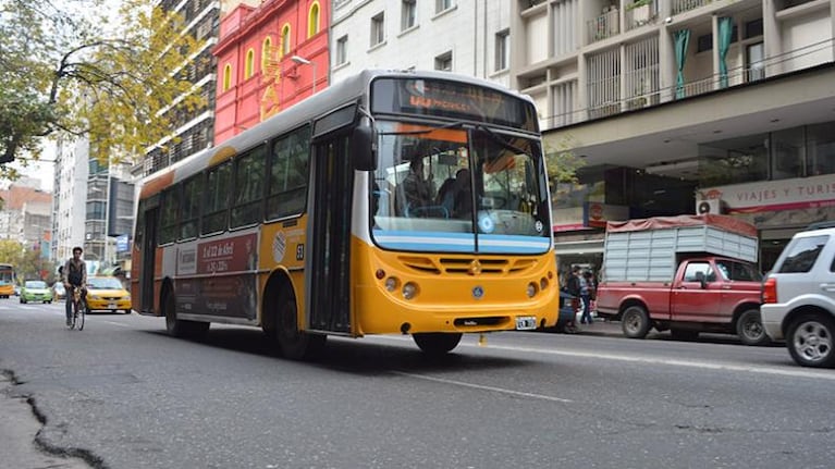 La frecuencia de colectivos se verá afectada el jueves y domingo.