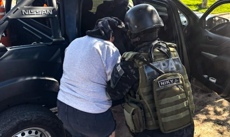 La Fuerza Policial Antinarcotráfico realizó allanamientos en distintos barrios de Marcos Juárez.