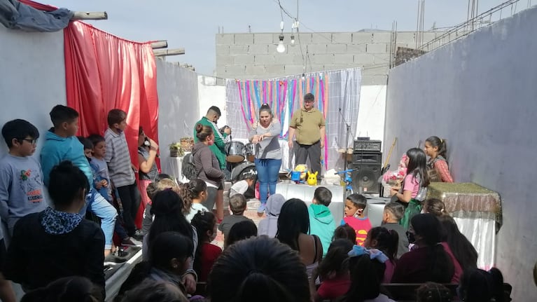 La Fundación CaMi celebró junto a los niños del comedor "Por amor al caído".