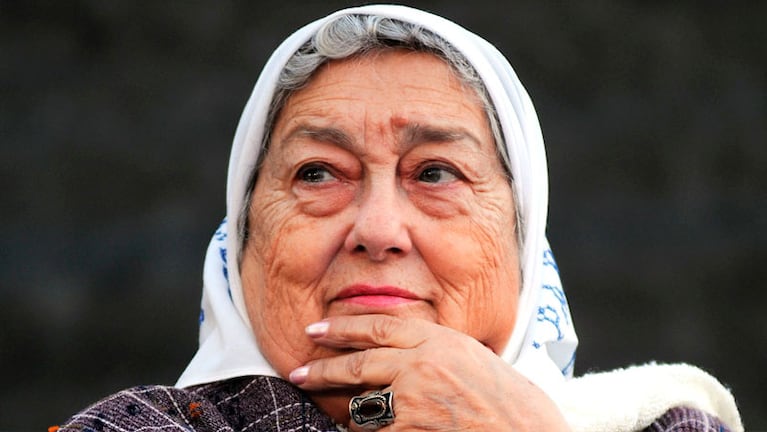 La fundadora de Madres de Plaza de Mayo murió a los 93 años.