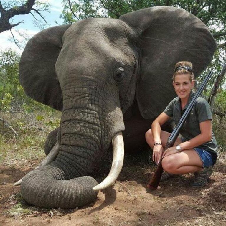 La furia de una cazadora contra los proteccionistas