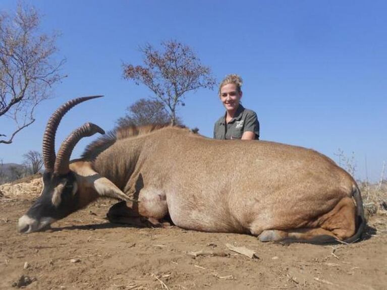 La furia de una cazadora contra los proteccionistas