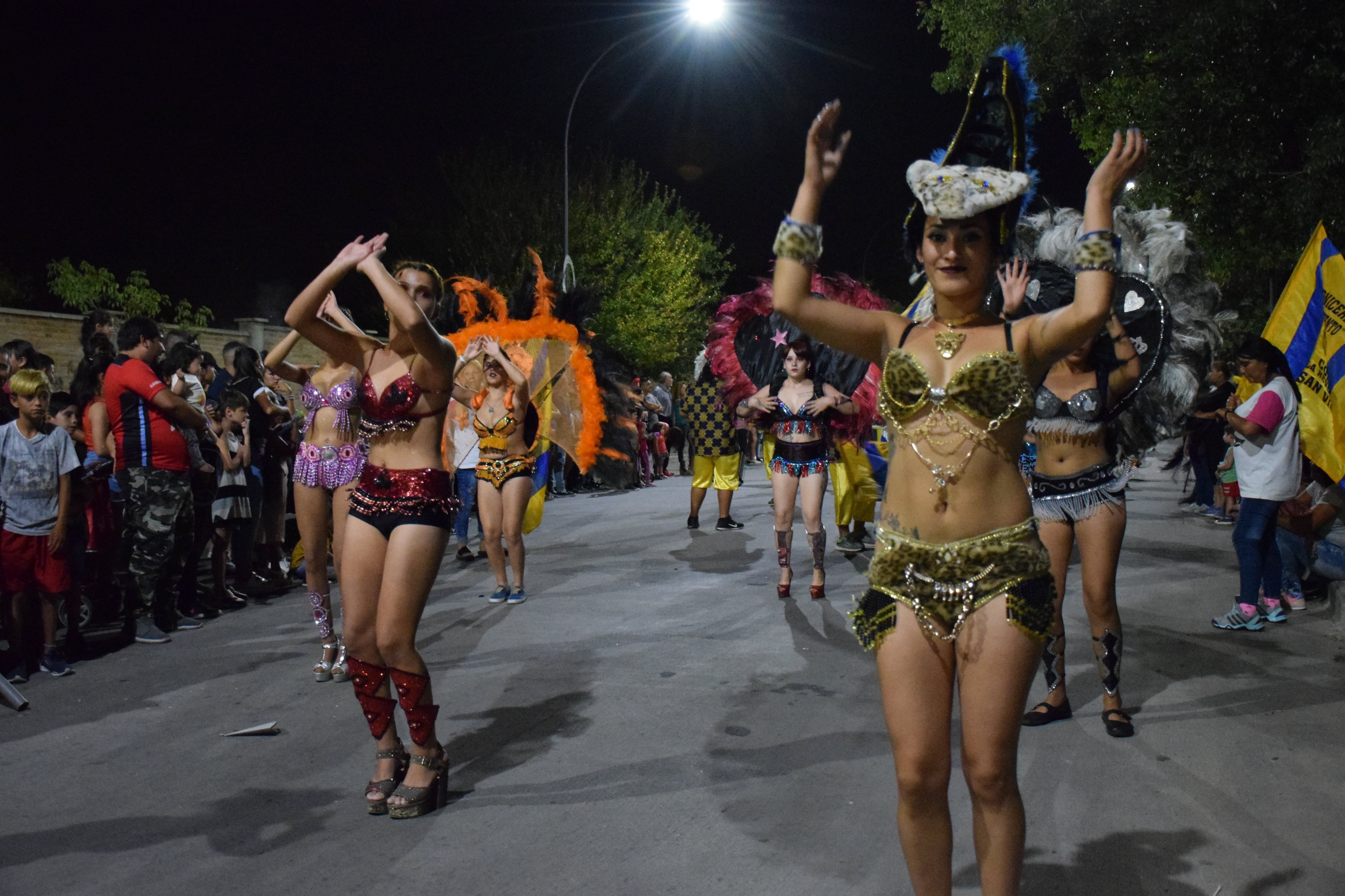 La gente disfrutó de una fiesta para toda la familia, a puro caraval y cuarteto. Foto: Dahy Terradas.