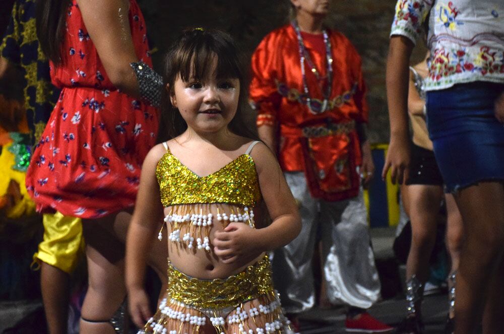 La gente disfrutó de una fiesta para toda la familia, a puro caraval y cuarteto. Foto: Dahy Terradas.