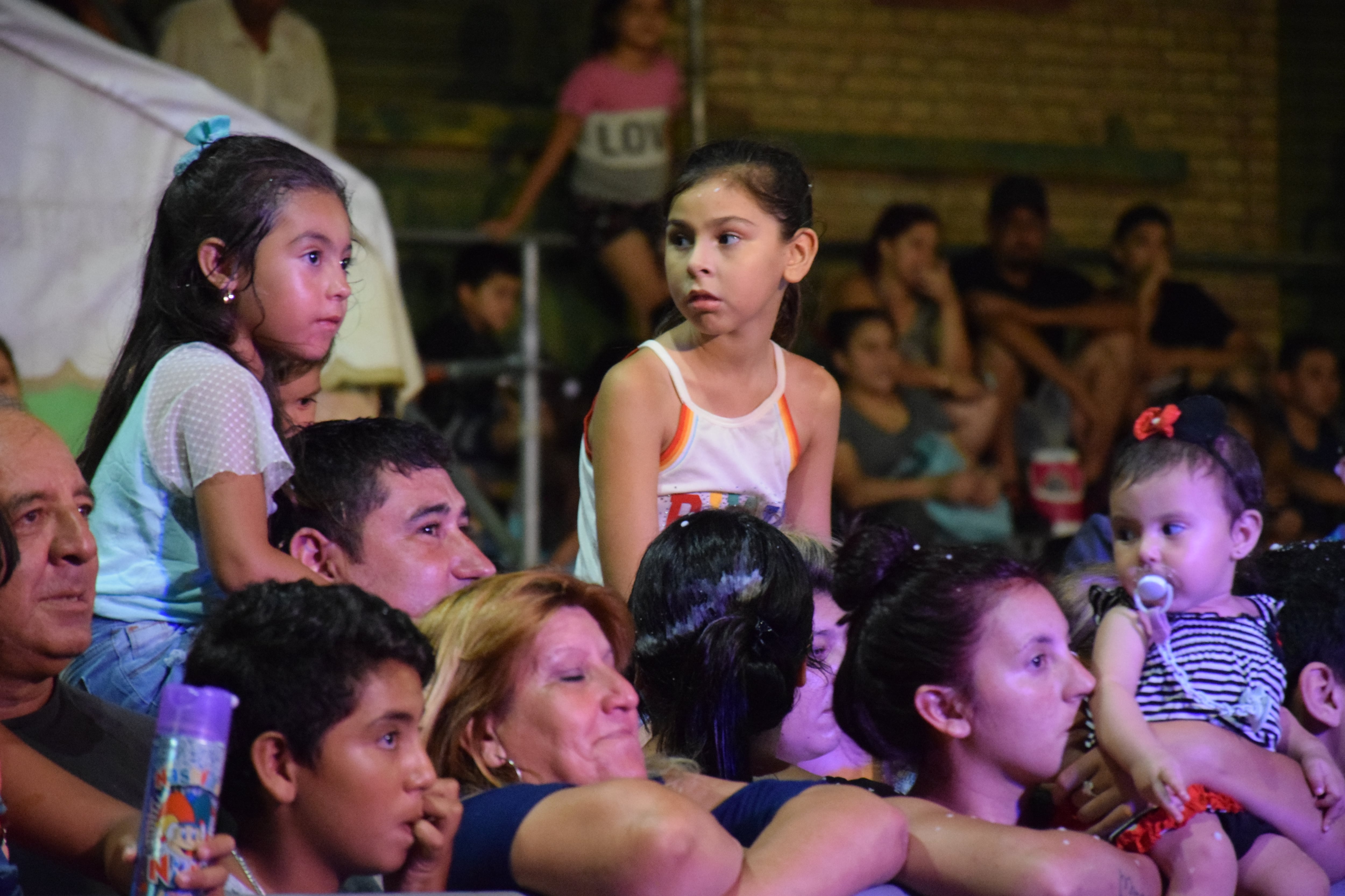 La gente disfrutó de una fiesta para toda la familia, a puro caraval y cuarteto. Foto: Dahy Terradas.