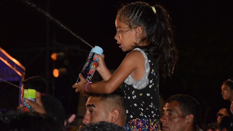 La gente disfrutó de una fiesta para toda la familia, a puro caraval y cuarteto. Foto: Dahy Terradas.