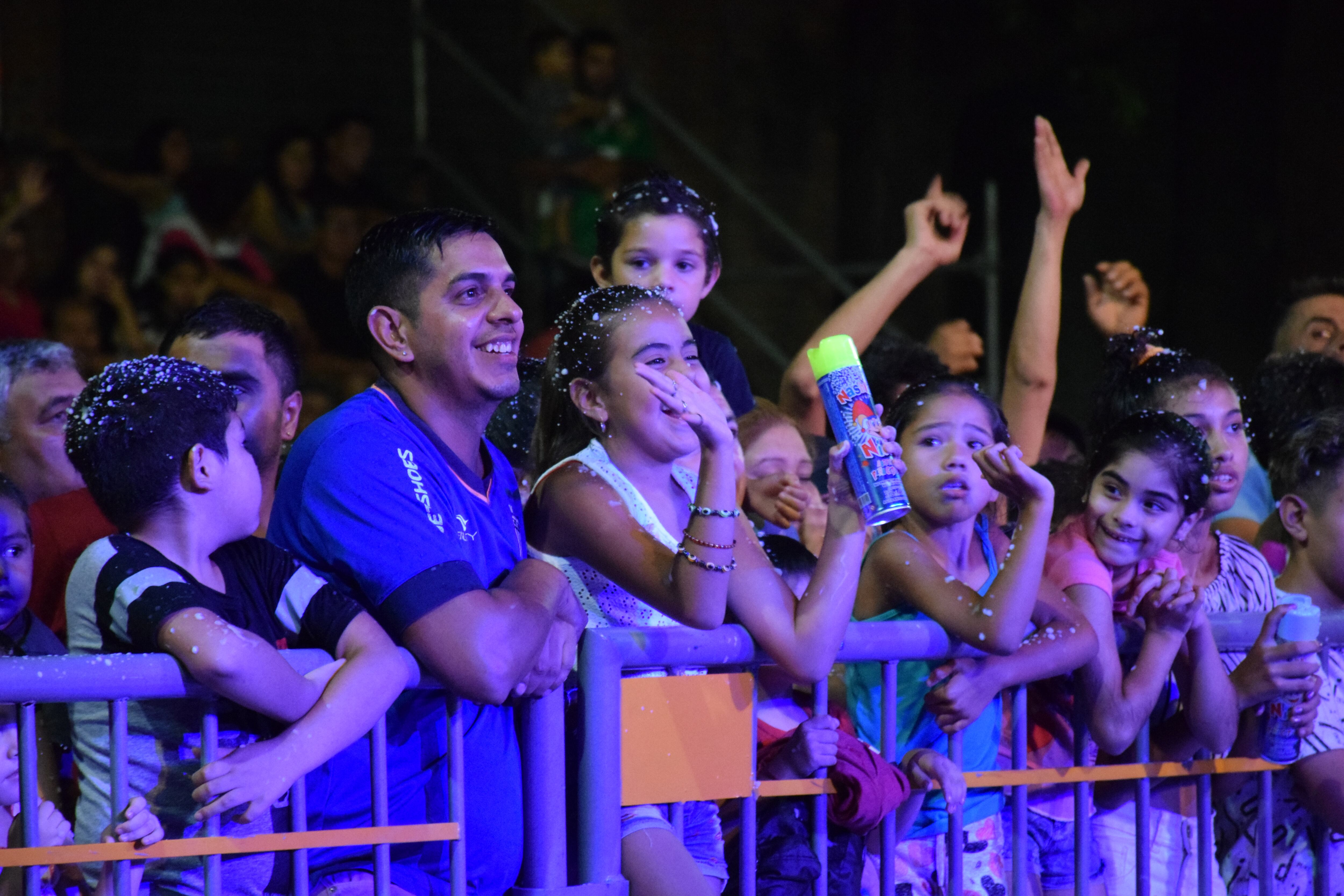 La gente disfrutó de una fiesta para toda la familia, a puro caraval y cuarteto. Foto: Dahy Terradas.