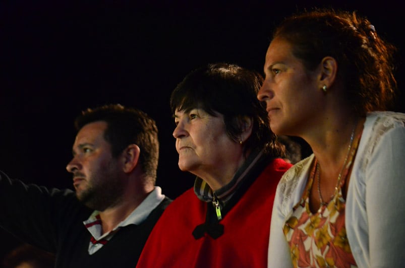 La gente esperó hasta las 3 de la mañana al Chaqueño. Foto: Francesco Trombetta / ElDoce.tv.