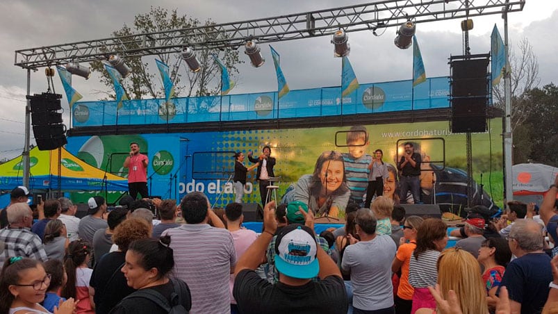 La gente pasó por el stand de El Doce en Carlos Paz.