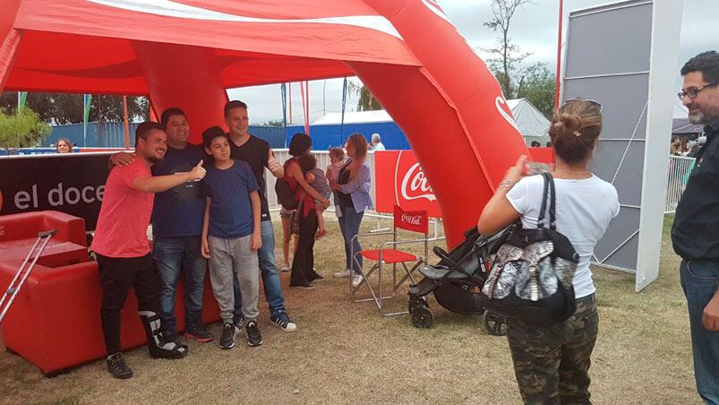 La gente pasó por el stand de El Doce en Carlos Paz.