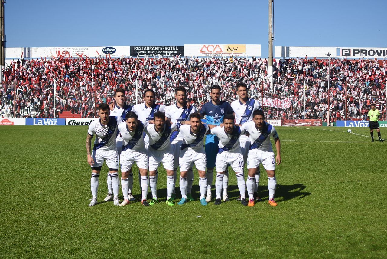 La Gloria abrió el campeonato en casa. Foto: Lucio Casalla / ElDoce.tv.