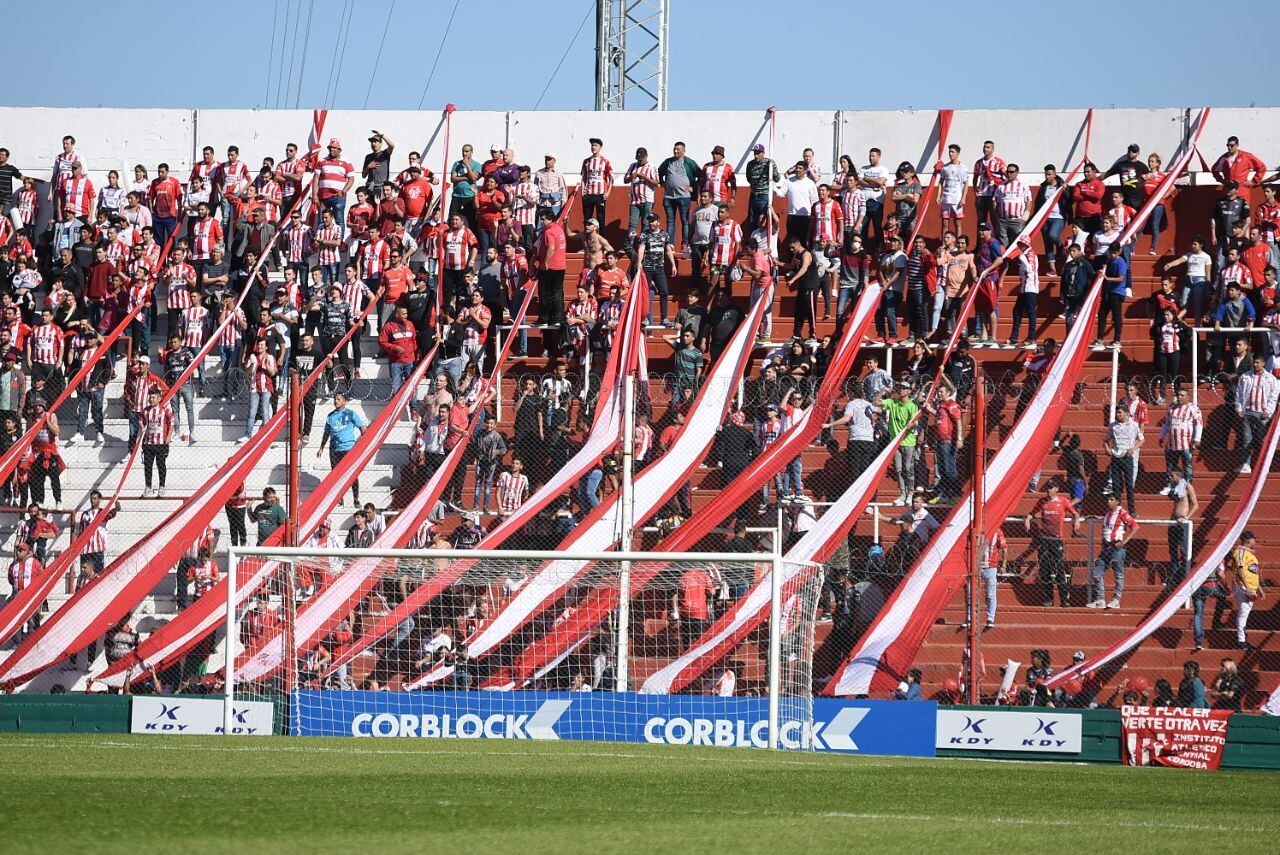 La Gloria abrió el campeonato en casa. Foto: Lucio Casalla / ElDoce.tv.