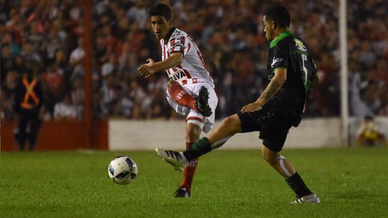 La Gloria cayó como local 2 a 1 ante Estudiantes de San Luis. Foto: Lucio Casalla/ElDoce.tv
