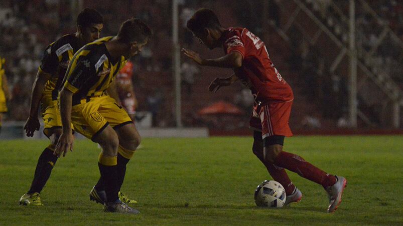 La Gloria cayó en Alta Córdoba antes del clásico con Talleres. Foto: Lucio Casalla / ElDoce.tv