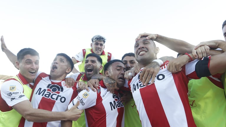 La Gloria consiguió la clasificación tras ganarle a Talleres.