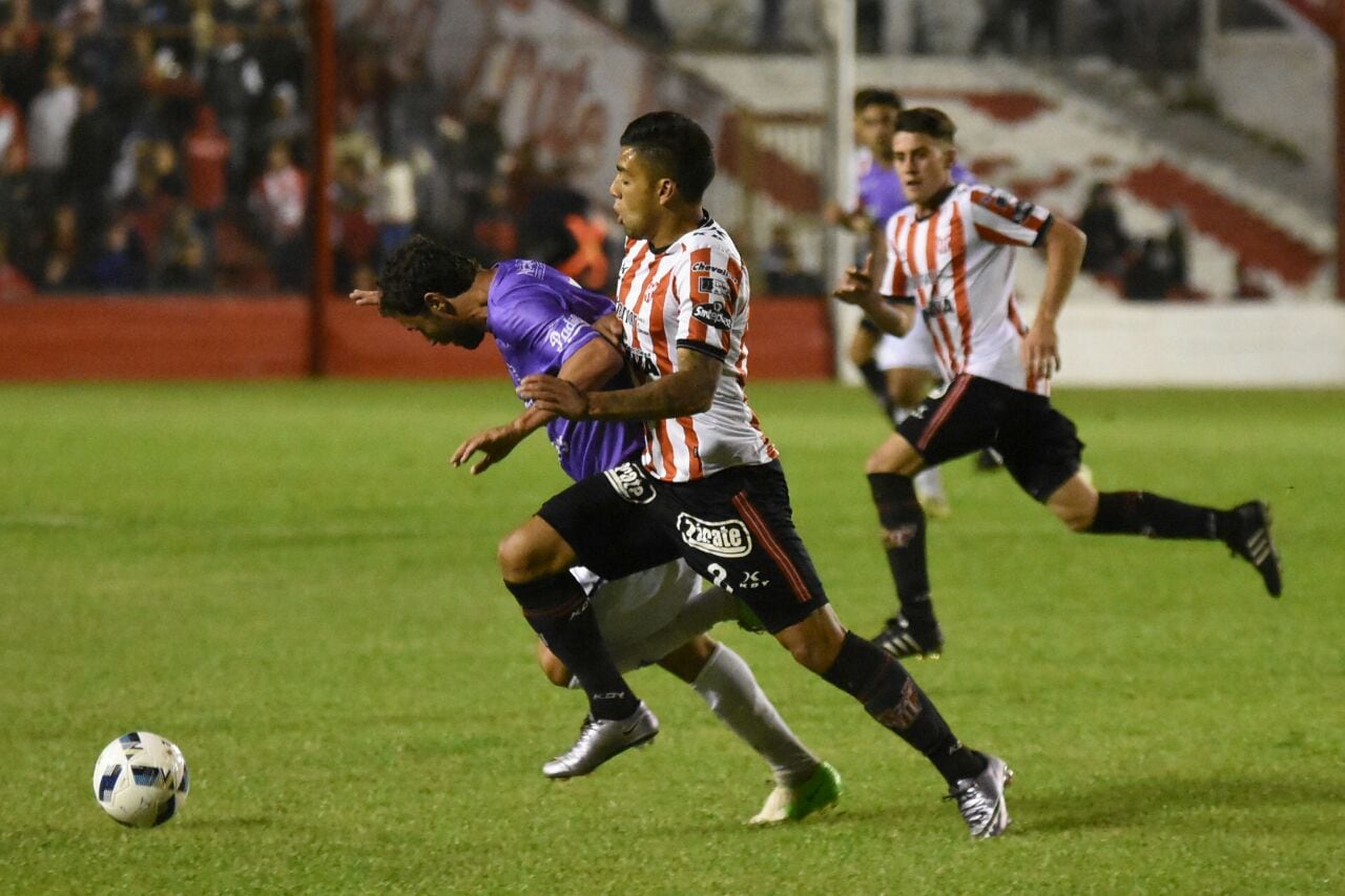 La Gloria no logró meter dos victorias al hilo como local y terminó 1-1. Foto: Lucio Casalla / ElDoce.tv.