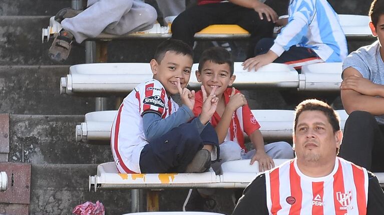 La Gloria volvió a jugar ante su gente. Foto: Lucio Casalla / ElDoce.tv.