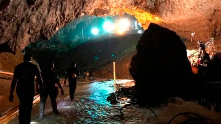 La gran mentira: un libro reveló cómo rescataron a los niños de la cueva en Tailandia