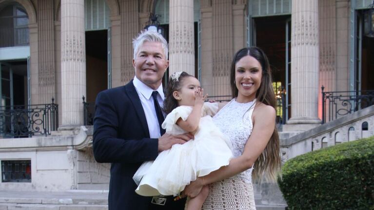 La hija de Barby Franco y Fernando Burlando cumplió dos años y lo festejó con una lujosa fiesta. Fuente: Movilpress.
