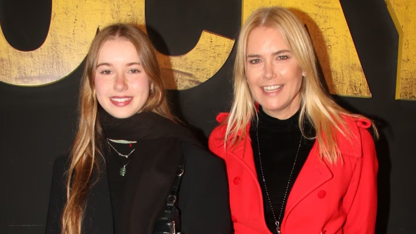 La hija de la ex modelo estaba con una amiga cuando los delincuentes intentaron ingresar.