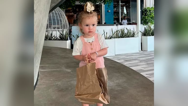 La hija de Pampita y Roberto García Moritán.
