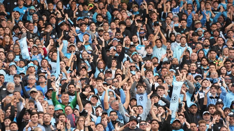 La hinchada de Belgrano.