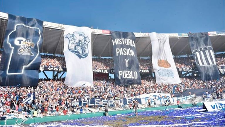 La hinchada de la T en el Kempes. Foto: Archivo ElDoce.tv