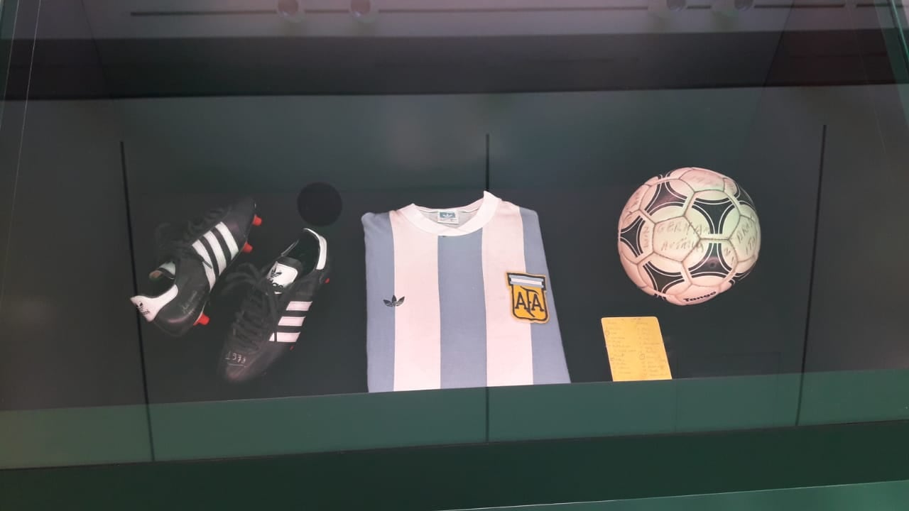 La historia viva del fútbol se exhibe en Rusia.