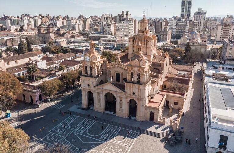 La IA mostró cómo sería Córdoba adoptando una forma humana.