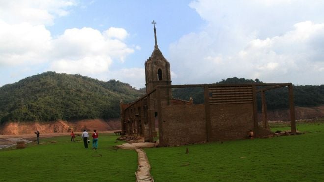 La iglesia del pueblo resurgió tras la sequía. Foto: Gobernación de Táchira