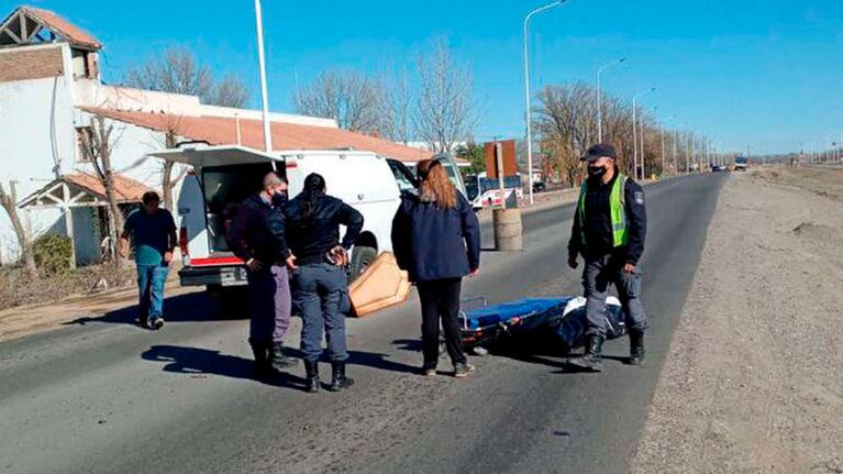 La imagen del insólito accidente no tardó en viralizarse.