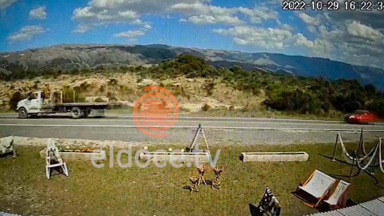 La imagen del Sandero de Bengoa minutos antes del choque contra el auto de González.