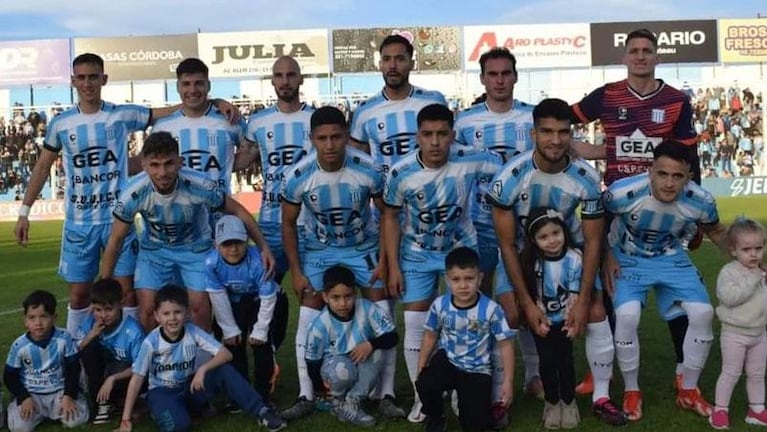  La increíble racha que cortó Racing de Nueva italia al ganarle a Independiente Rivadavia